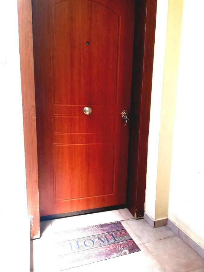 Kalamata Downtown Apartment Kültér fotó