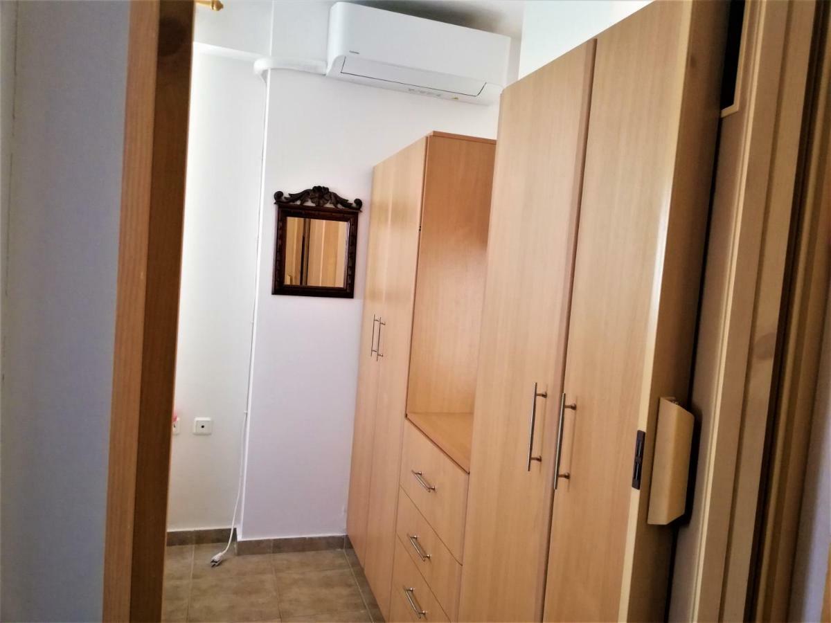 Kalamata Downtown Apartment Kültér fotó